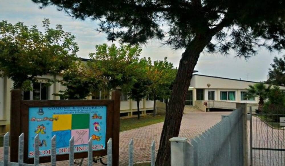 Tortoreto, lavori area esterna scuola materna in via Giovanni XXIII