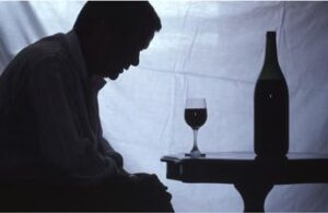 Alcol e droga costano 8,3 mld l’anno, 1 euro in cure ne fa risparmiare 4
