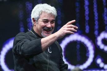 Insegno bocciato per ‘L’Eredità’, altri due nomi in corsa per la conduzione