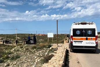 Morta bimba di sei anni sbarcata a Lampedusa, aveva viaggiato per giorni senza acqua e cibo