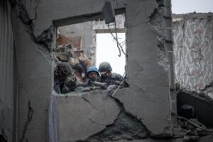 Ucraina, attacco russo a Zaporizhzhia. Mosca abbatte droni Kiev