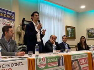 Pier Luigi Bersani a Silvi a sostegno di Giuseppe Gentile sindaco