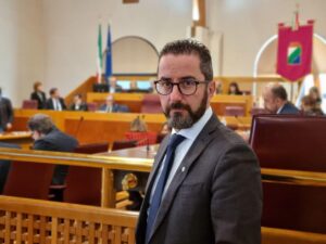 Miasmi Punta Penna, Smargiassi(m5s): “installare una stazione fissa di rilevamento”