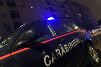 “Hai guardato la mia ragazza”, 20enne preso a calci e pugni a Torino