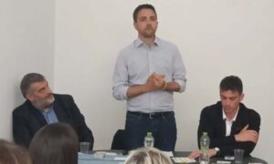 Marco Furfaro ha voluto portare il suo contributo alla campagna elettorale di Matteo Settepanella, il quale ha deciso di mettersi in gioco