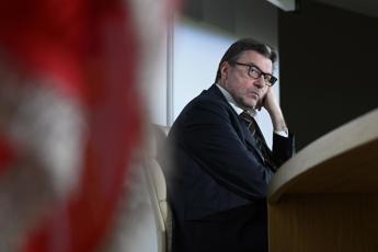 Giorgetti: “Superbonus? A pensarci mi viene mal di pancia”