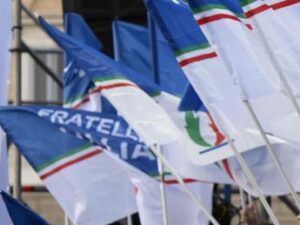 Sondaggi politici: Fdi resta primo partito, Lega in calo