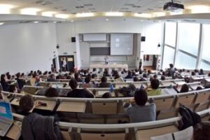 Università, per 56,2% docenti risorse diminuite