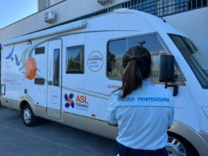 Teramo, il camper rosa al Castrogno. Screening gratuito al collo dell'utero