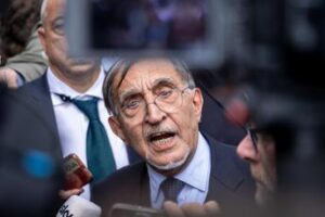 La Russa più ‘povero’ di 86mila euro nel 2024, ecco i redditi del presidente del Senato