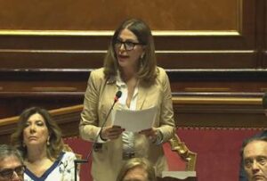 Santanchè, opposizioni in pressing su Meloni per farla dimettere. Tajani: “Decide la ministra”