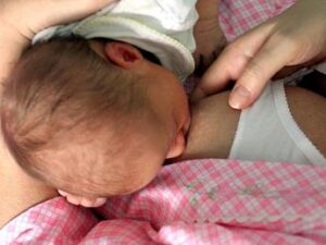 Studio italiano su microbiota svela vantaggi trasmessi da madre a nascituro