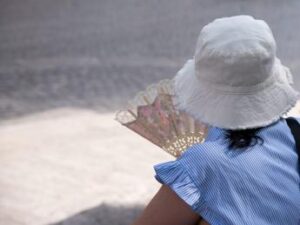 Caldo estremo, oggi e domani bollino rosso in 11 città: massima allerta