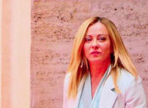 Giorgia Meloni a New York: pizza, spaghetti e selfie per la premier