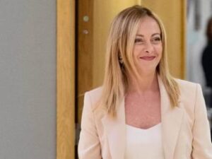 Governo, Giorgia Meloni: “Dopo un anno Nazione più credibile e stabile”