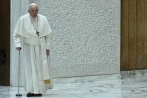 “Leggero stato influenzale” per Papa Francesco, annullate udienze