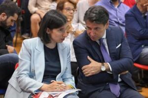 Migranti, scintille Conte-Schlein: leader M5S attacca, ira Pd