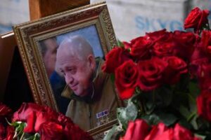 Morte Prigozhin e incidente aereo, Cremlino ammette: “Possibile atrocità deliberata”
