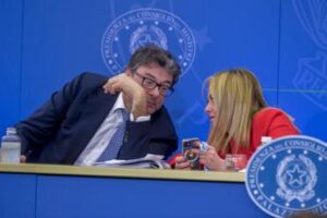 Nadef, da conferma taglio cuneo sul lavoro nel 2024 a sostegno a famiglie: l’ok del Cdm