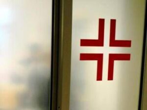 Ravenna, sindaco di Cervia indagato per maltrattamenti alla moglie
