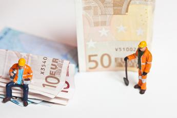 Salario minimo promosso dal Financial Times: “Funziona”