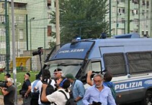 Stupro Caivano, Comune blindato per visita Giorgia Meloni – Video