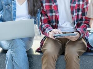 Texas, Alta Corte vieta cure per minori transgender