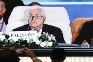 Abu Mazen: “Offensiva selvaggia di Israele, palestinesi non lasceranno mai la loro terra”