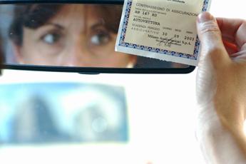 Assicurazione auto, stangata per gli italiani: ecco come risparmiare