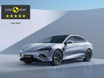 BYD Seal e BYD Dolphin: cinque stelle nei test Euro NCAP