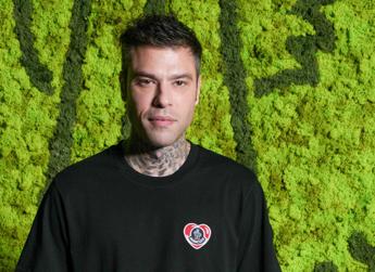 Fedez ricoverato in ospedale, peggio sembra passato: come sta oggi