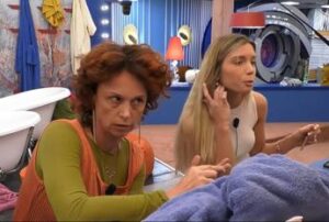 Grande Fratello, scontro Beatrice-Anita: “Sei malefica”