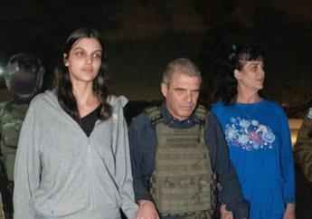 Hamas libera 2 ostaggi, Biden: “Aiuti a Gaza”. Il ruolo del Qatar