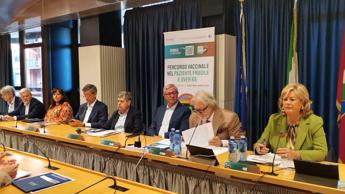 In Abruzzo al via la campagna vaccinale contro influenza, Covid, pneumococco e herpes zoster. La Regione punta ad aumentare le percentuali di adesione e a migliorare la comunicazione sui canali istituzionali