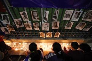 Israele, l’angoscia di Yaniv: “Mio fratello e nipoti spariti, riportateli a casa”