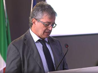 Italiani all’estero: Caridi, ‘in 125 anni Inps trait d’union lavoro-welfare, fiume italiani si è spostato’