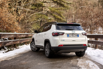 Jeep, è l’ora dei pneumatici invernali per andare dappertutto