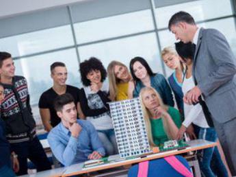 Lavoro, 1 studente su 3 lo preferisce manuale ma famiglie e orientatori hanno spesso piani diversi