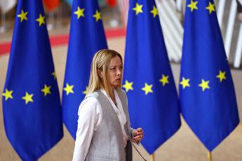 Meloni: “Manovra 2024 in dirittura d’arrivo. Nessun problema con Salvini, Tajani e Mediaset”