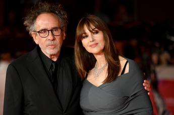 Monica Bellucci parla di Tim Burton: “Felice di aver incontrato un uomo”