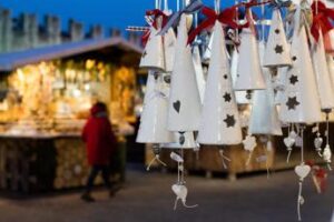 Natale ‘abolito’? La politica si ribella su cambio nome