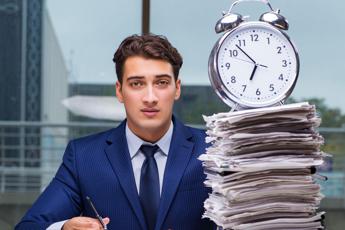 Obblighi di rendicontazione eccessivi per imprese, 40 europarlamentari chiedono intervento Commissione