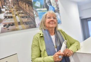 Premio Strega Poesia, Vivian Lamarque vince prima edizione