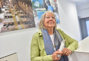 Premio Strega Poesia, Vivian Lamarque vince prima edizione