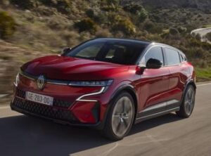 Renault, nel terzo trimestre sempre più in alto ricavi e immatricolazioni