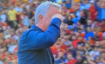 Roma-Monza, Mourinho espulso: cosa ha fatto (e cosa ha detto)