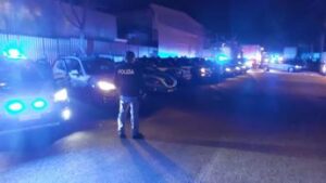 Roma, maxi operazione antidroga a Tor Bella Monaca: 27 arresti