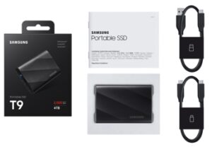 Samsung, nuovo SSD portatile grande come una carta di credito