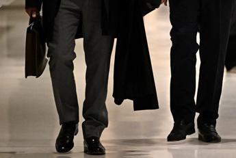 Si finge avvocato e vince 26 cause legali senza laurea: arrestato