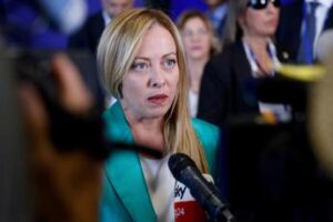 Sondaggi politici, Meloni al top nel governo e Fratelli d’Italia al 30%